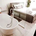 House Sunset With Private Pool And Jacuzzi Holiday home *