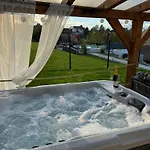 House Sunset With Private Pool And Jacuzzi Holiday home Sentjernej