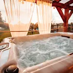 House Sunset With Private Pool And Jacuzzi Holiday home *