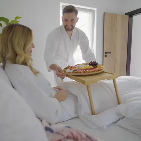Sunset Spa Boutique Resort Tatil Evi Sentjernej