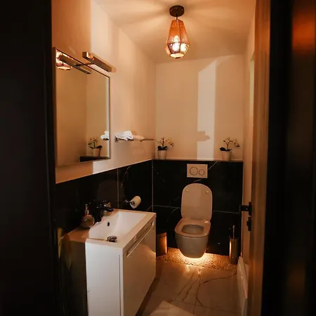 House Sunset Sentjernej