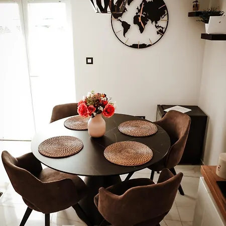 House Sunset Sentjernej