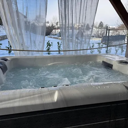 House Sunset * Sentjernej