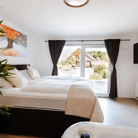 Sunset Spa Boutique Resort * Sentjernej