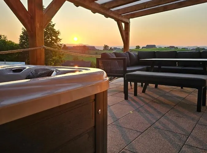 House Sunset Semesterbostad *