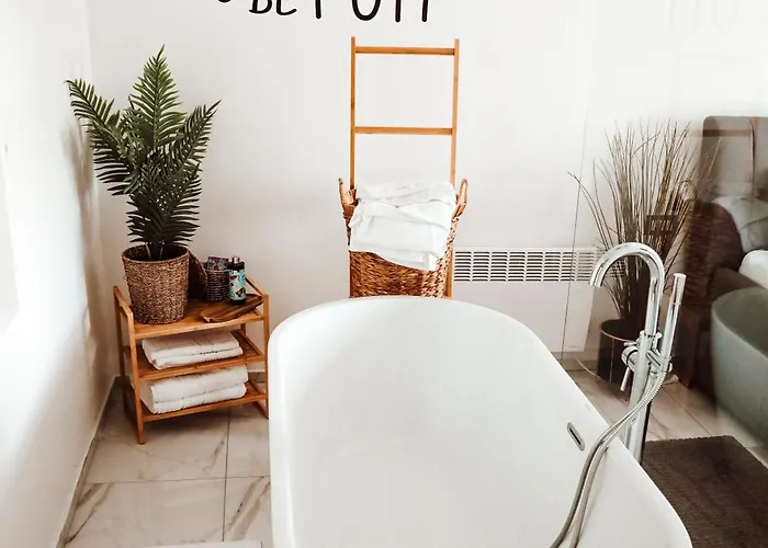 House Sunset * Sentjernej